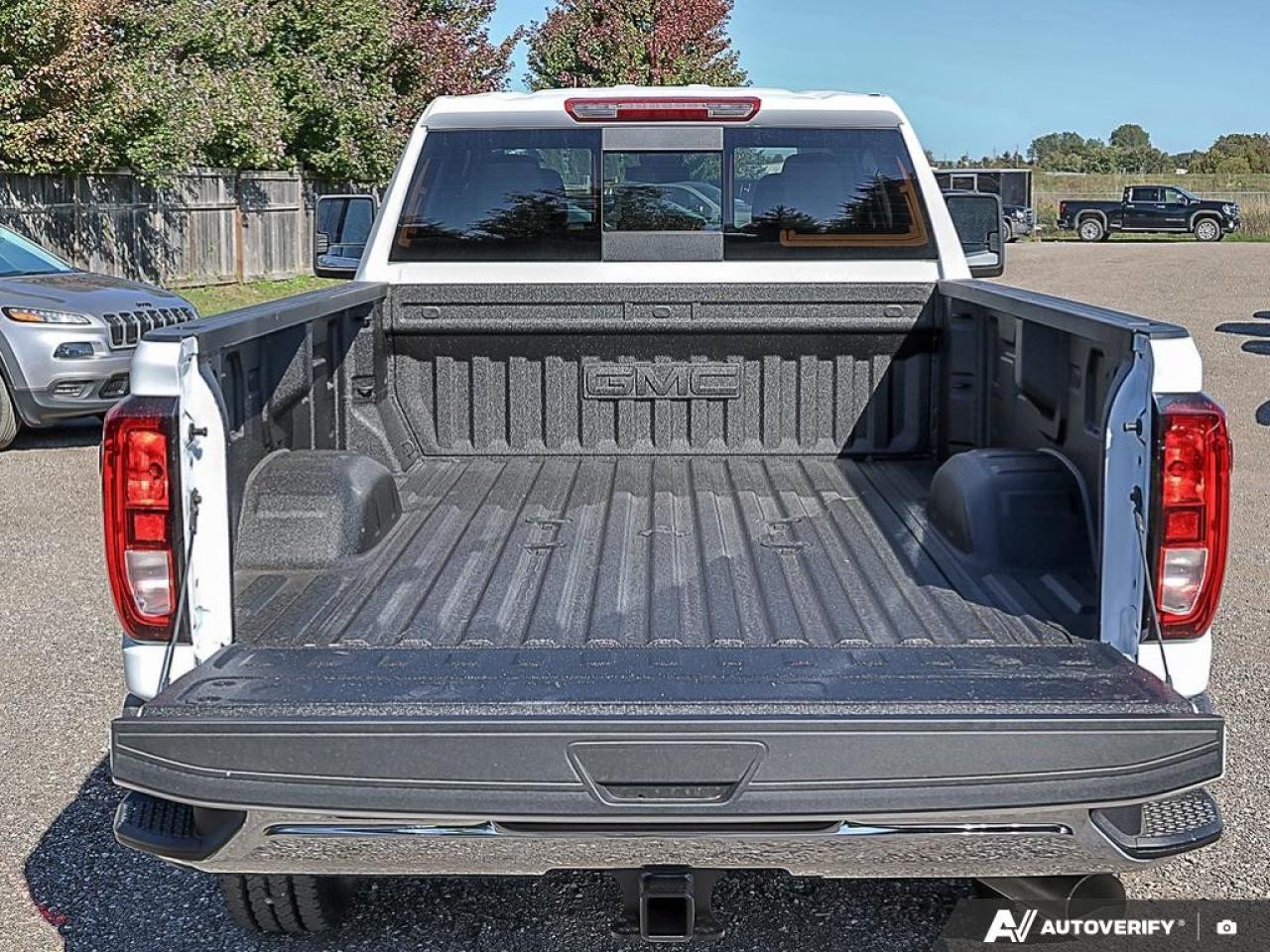 2026 GMC SIERRA 2500HD Double Cab Long Box 4-Wheel Drive SLE Photo