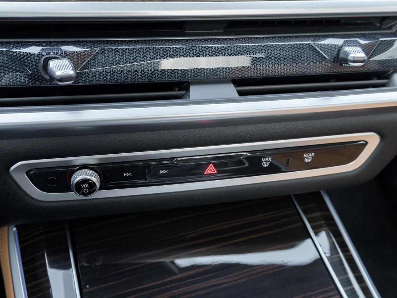 2024 BMW X5 xDrive40i 4dr All-Wheel Drive Sports Activity Vehicle Photo