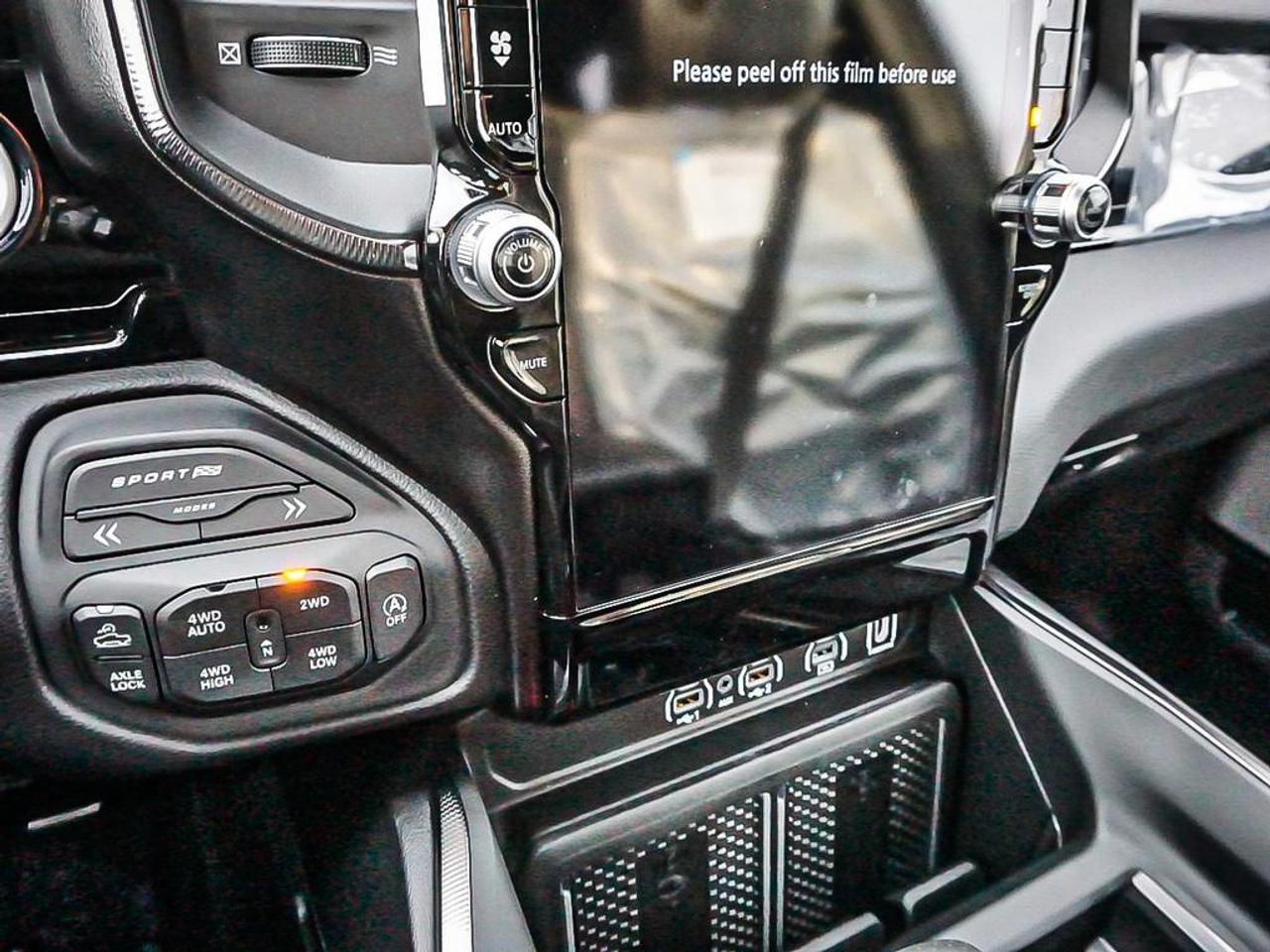 2026 RAM 1500  Photo