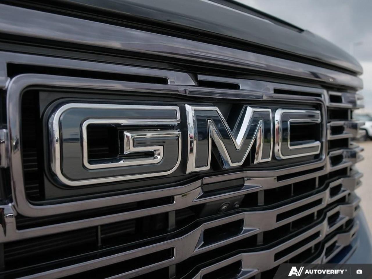 2026 GMC Sierra 1500 Crew Cab Short Box 4-Wheel Drive Denali Ultimate Photo