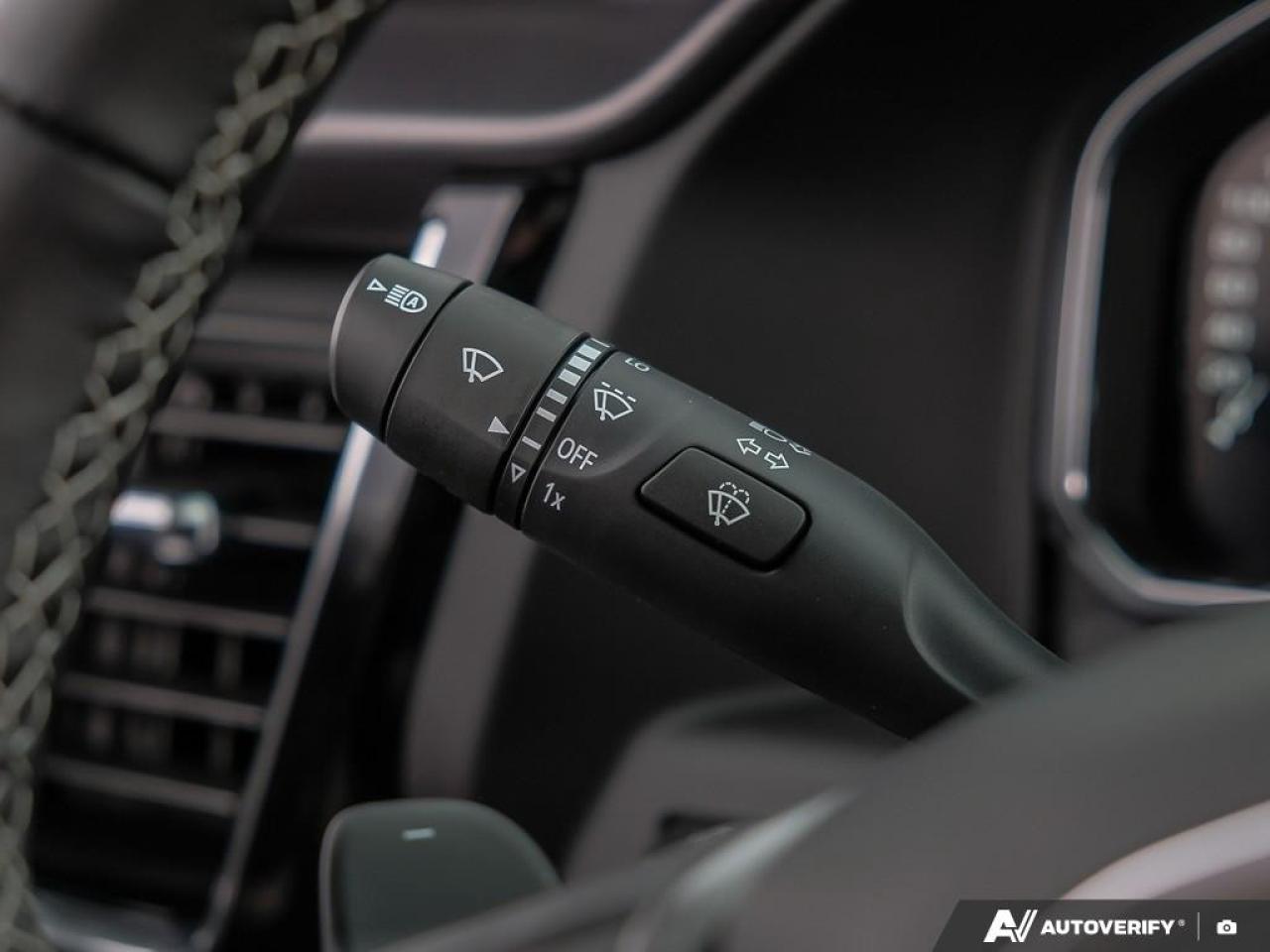 2026 GMC Sierra 1500 Crew Cab Short Box 4-Wheel Drive Denali Ultimate Photo