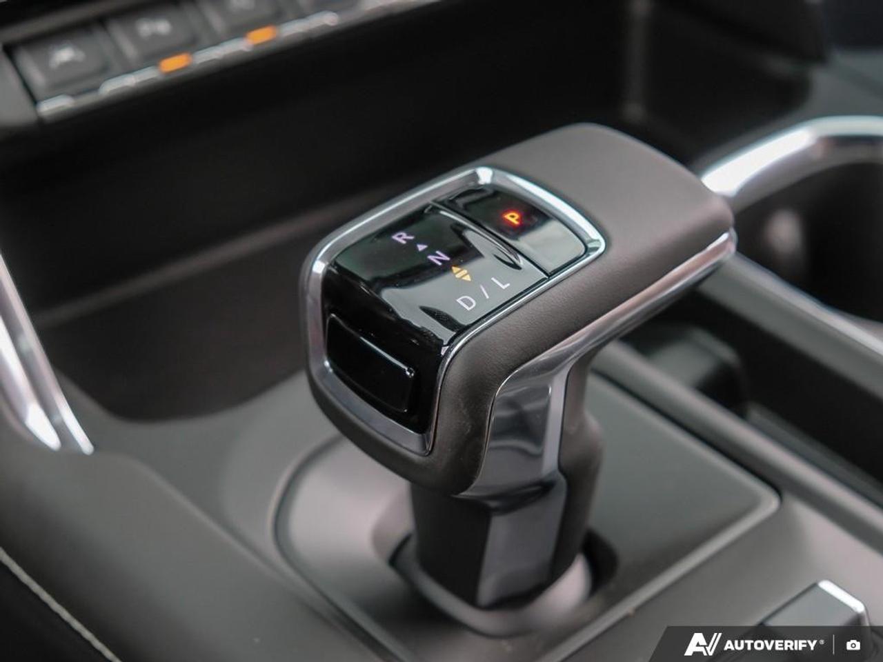 2026 GMC Sierra 1500 Crew Cab Short Box 4-Wheel Drive Denali Ultimate Photo