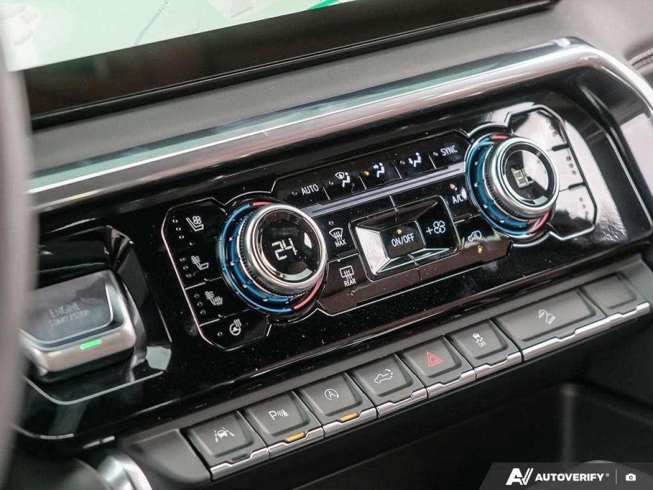 2026 GMC Sierra 1500 Crew Cab Short Box 4-Wheel Drive Denali Ultimate Photo