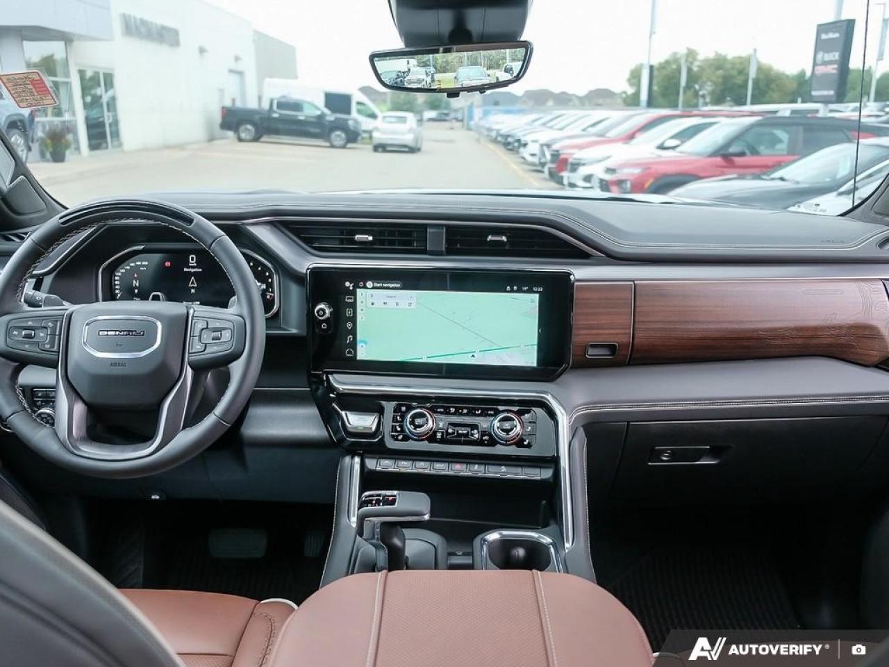 2026 GMC Sierra 1500 Crew Cab Short Box 4-Wheel Drive Denali Ultimate Photo