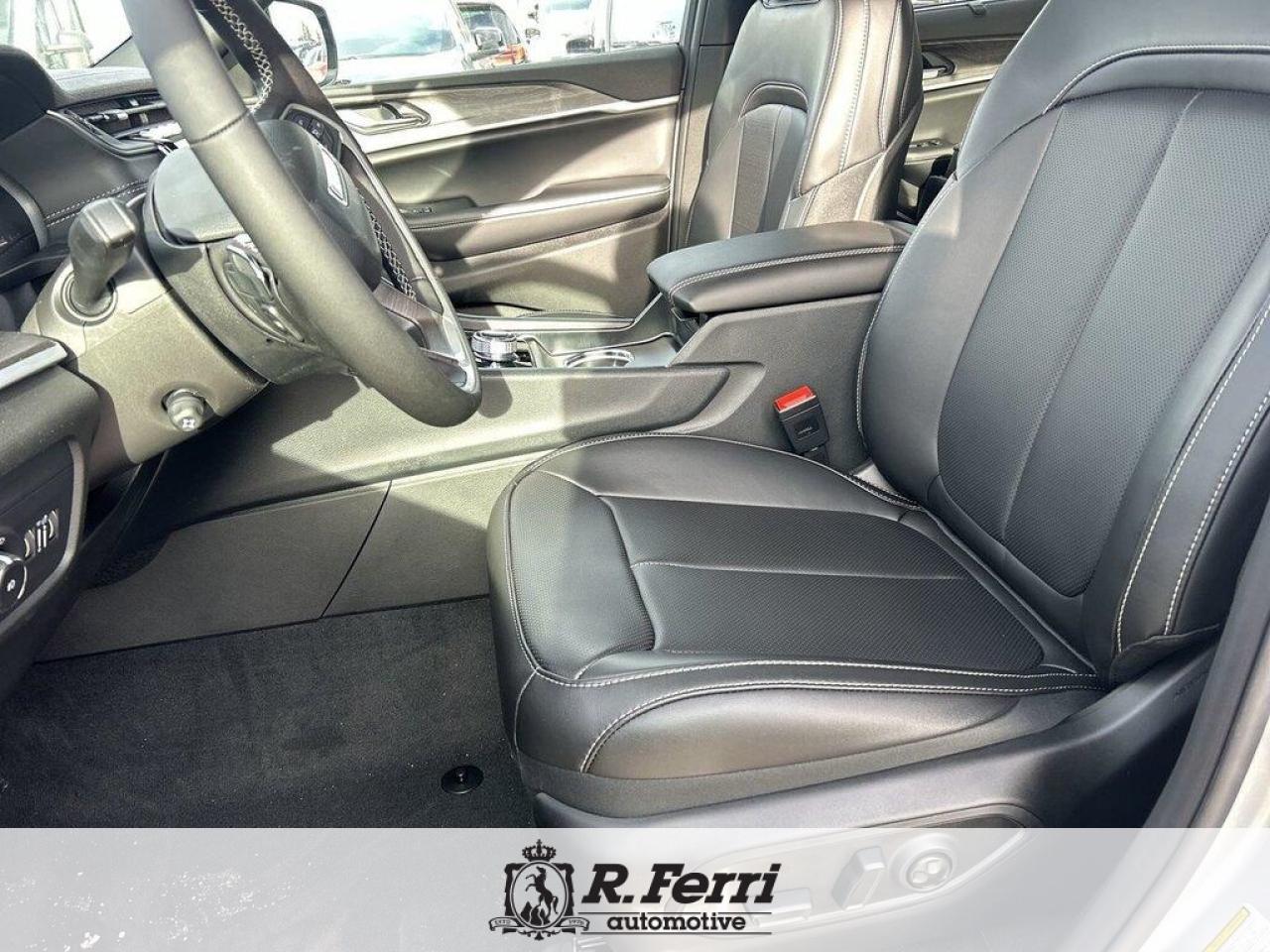 2025 Jeep Grand Cherokee Limited 4dr 4x4 Photo