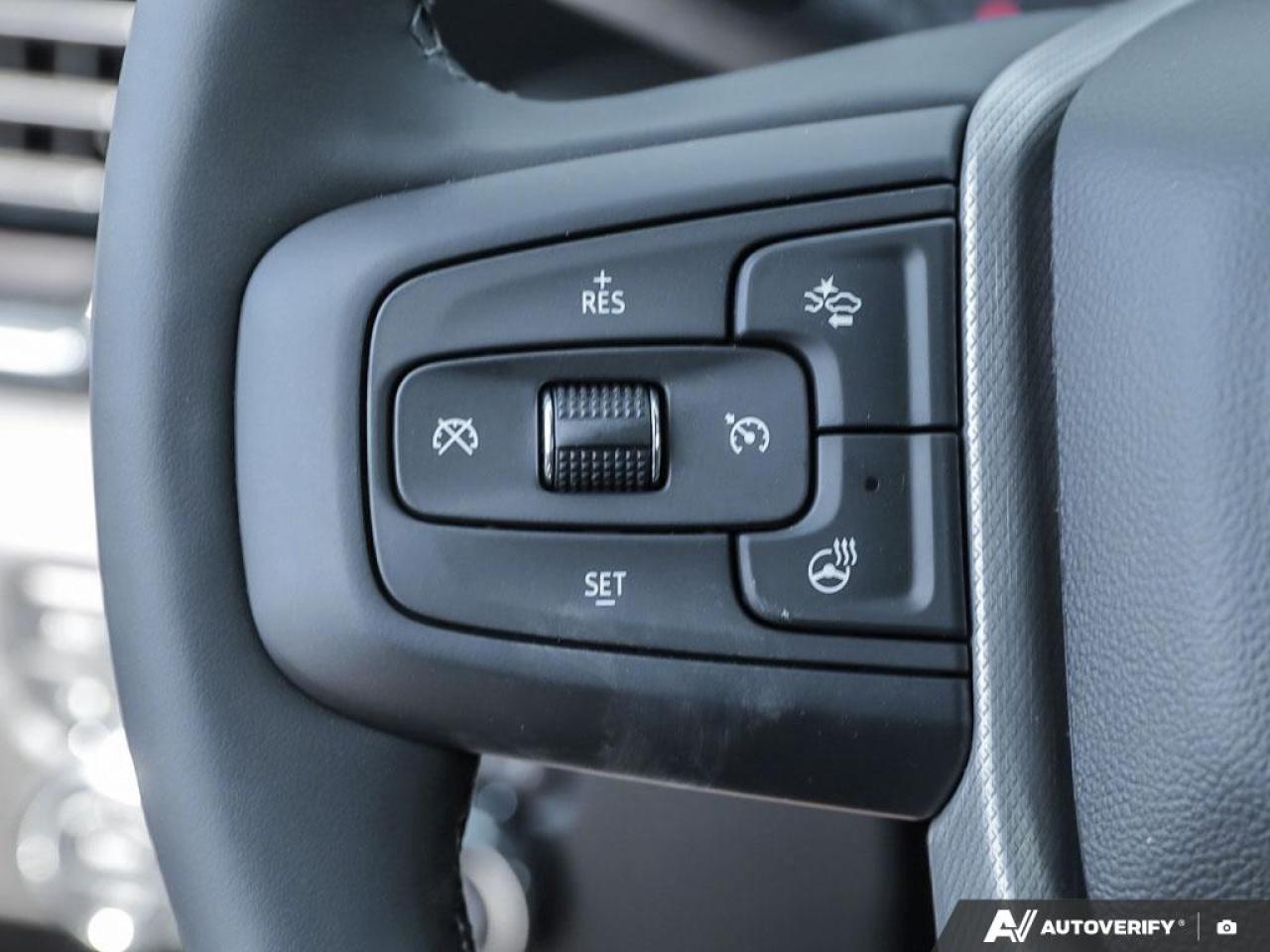 2025 GMC SIERRA 2500HD 4WD Crew Cab Standard Box Denali Photo