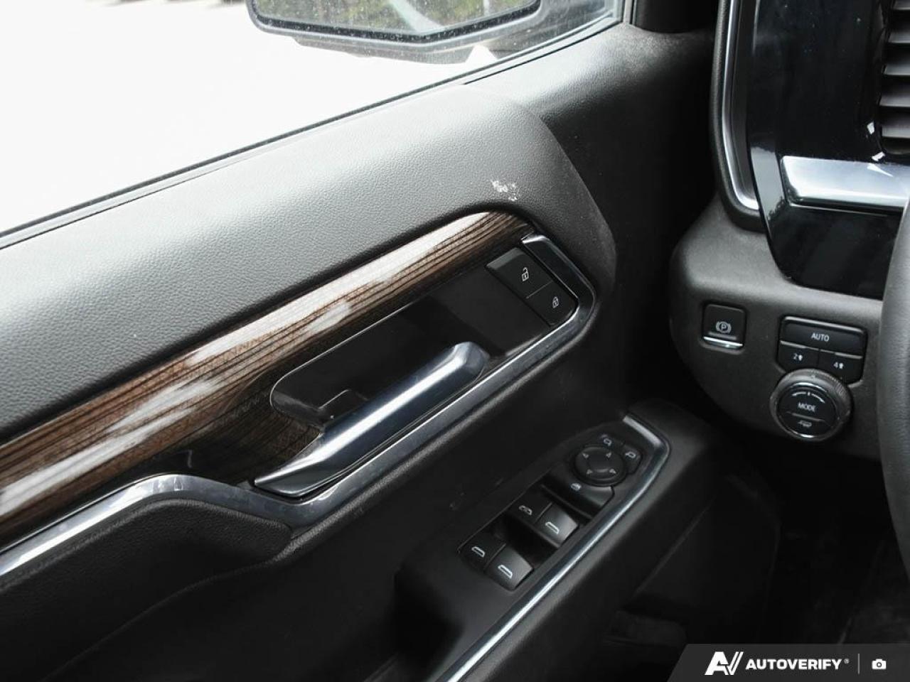 2024 Chevrolet Silverado 1500 Crew Cab Short Box 4-Wheel Drive LT Photo