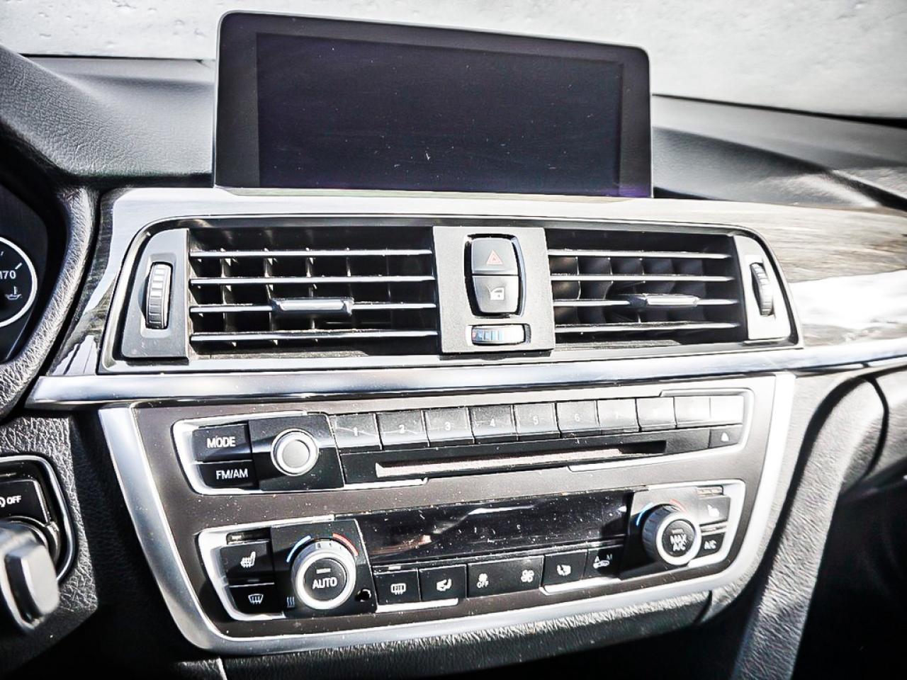 2013 BMW 3 Series  Photo