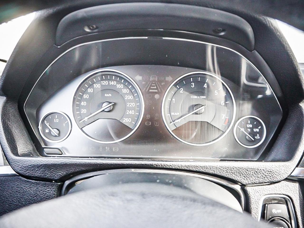 2013 BMW 3 Series  Photo