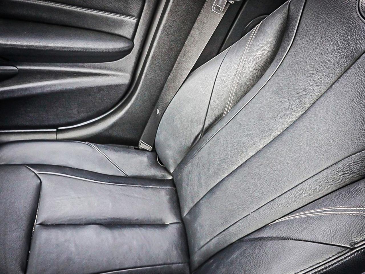 2013 BMW 3 Series  Photo