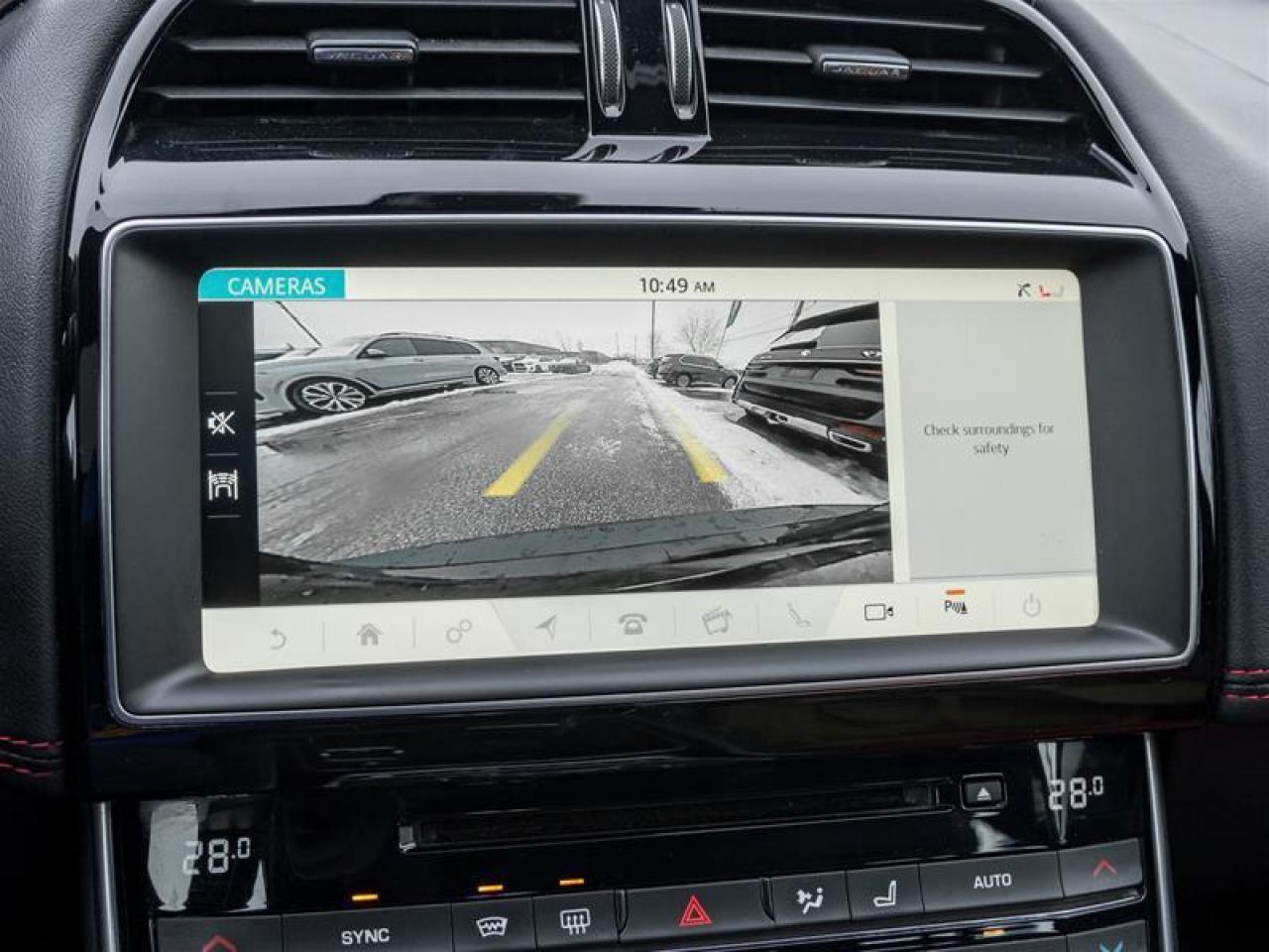 2018 Jaguar XE 35t R-Sport 4dr All-Wheel Drive Sedan Photo