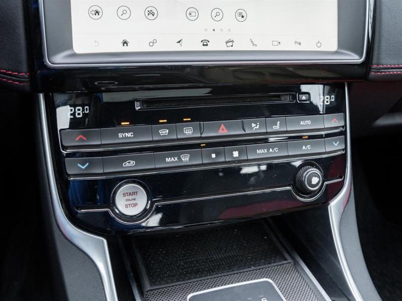 2018 Jaguar XE 35t R-Sport 4dr All-Wheel Drive Sedan Photo