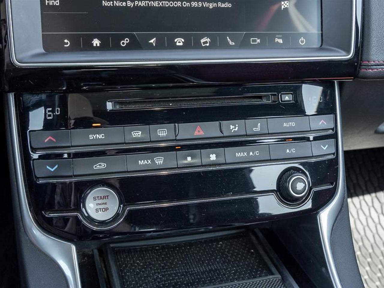 2018 Jaguar XE 35t R-Sport 4dr All-Wheel Drive Sedan Photo