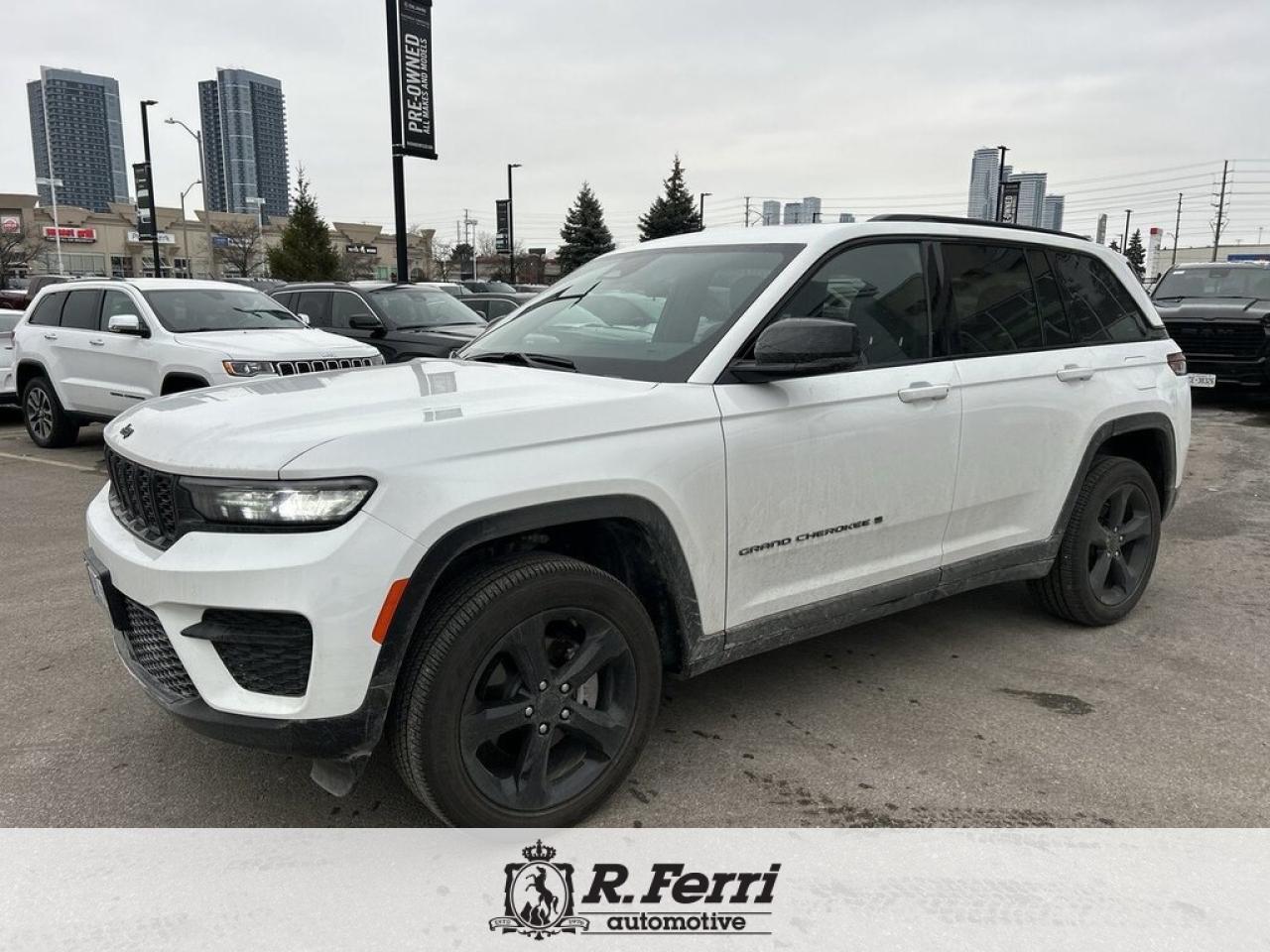 2025 Jeep Grand Cherokee Laredo 4dr 4x4 Photo