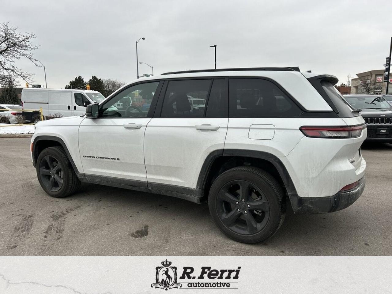 2025 Jeep Grand Cherokee Laredo 4dr 4x4 Photo