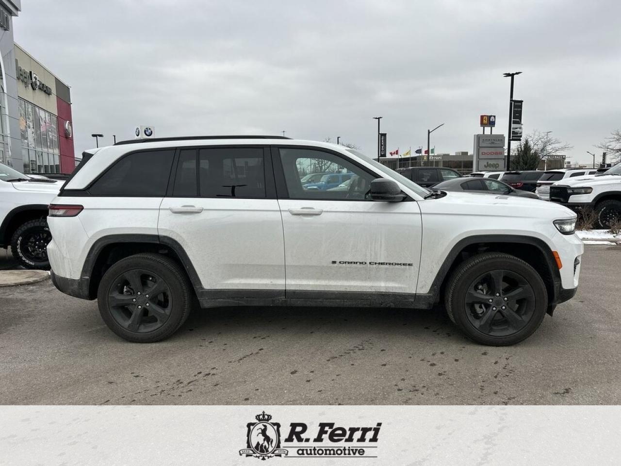 2025 Jeep Grand Cherokee Laredo 4dr 4x4 Photo