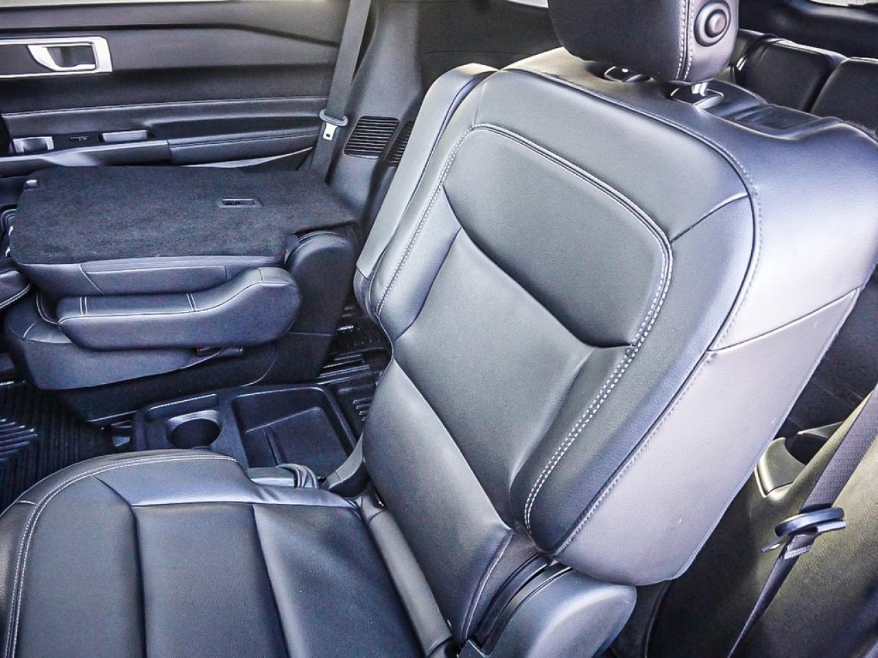 2020 Ford Explorer  Photo