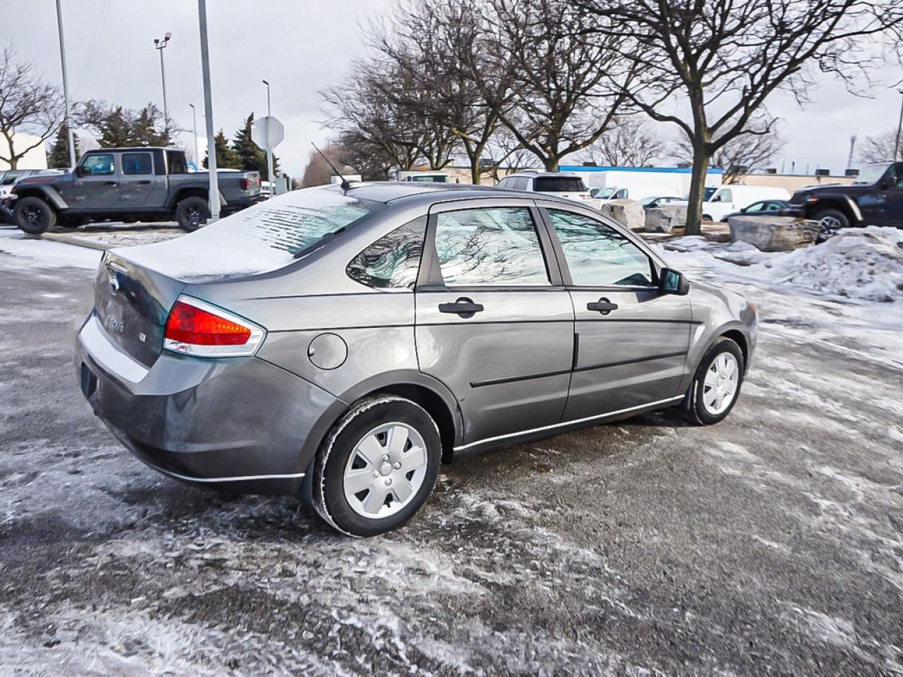 2010 Ford Focus  Photo