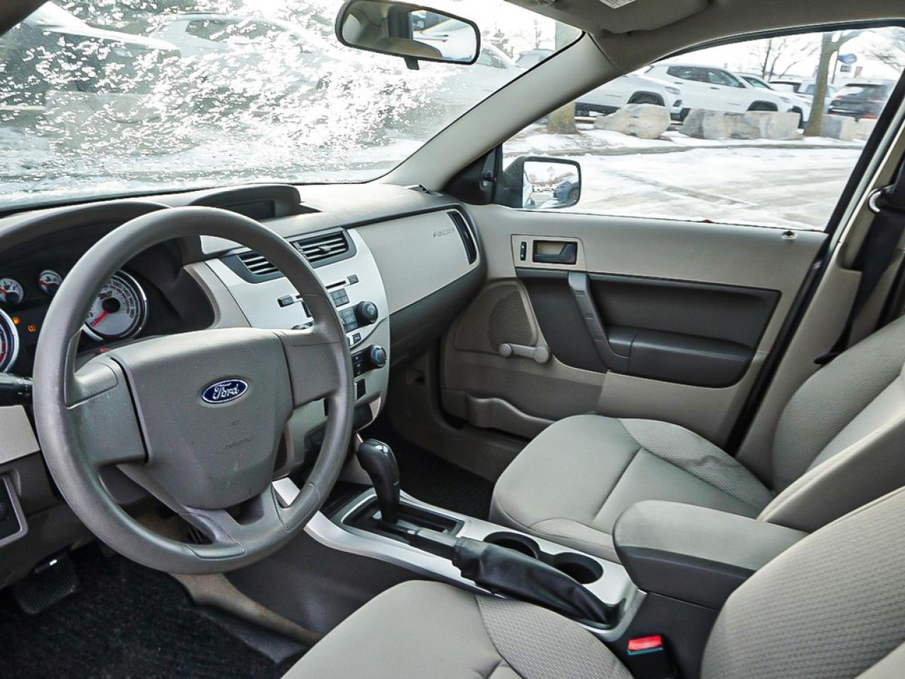 2010 Ford Focus  Photo