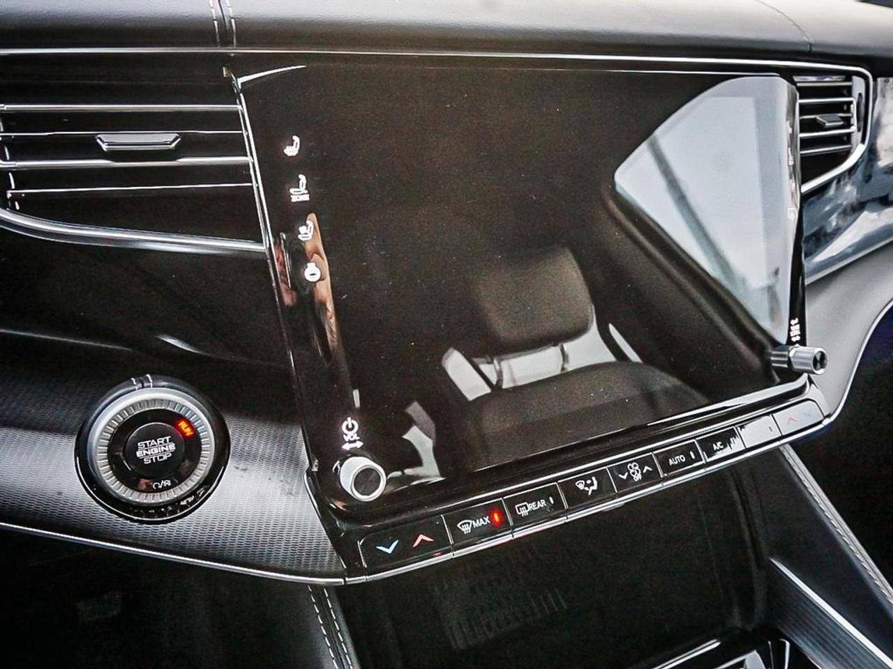 2026 Jeep Grand Wagoneer  Photo