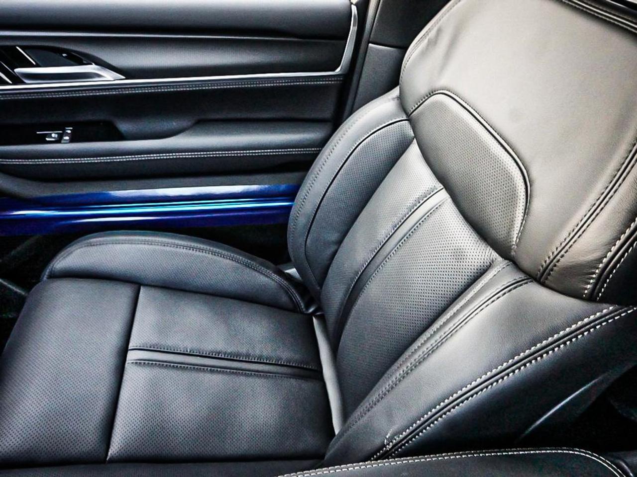 2026 Jeep Grand Wagoneer  Photo