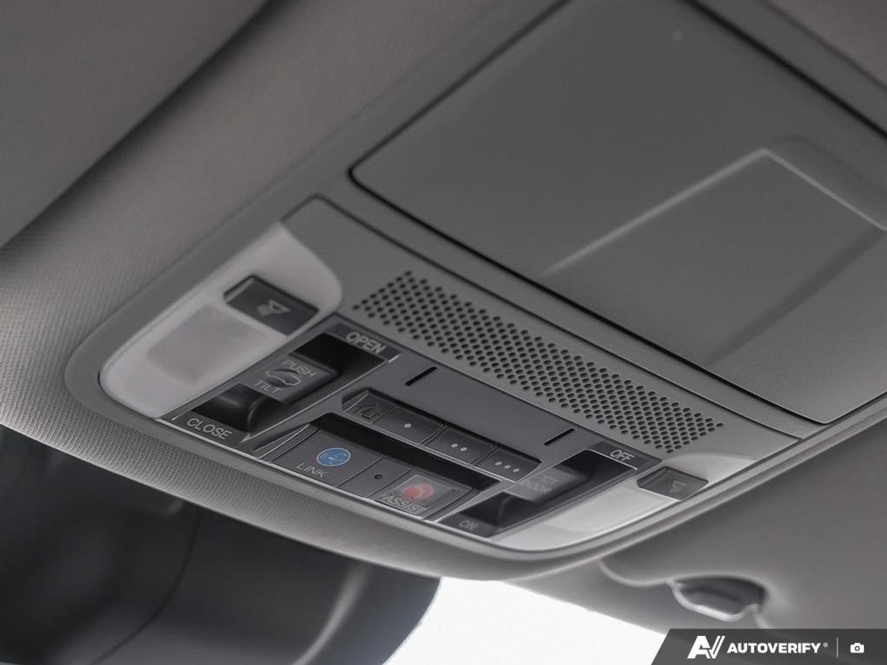 2017 Acura MDX SH-AWD with Technology Package Photo