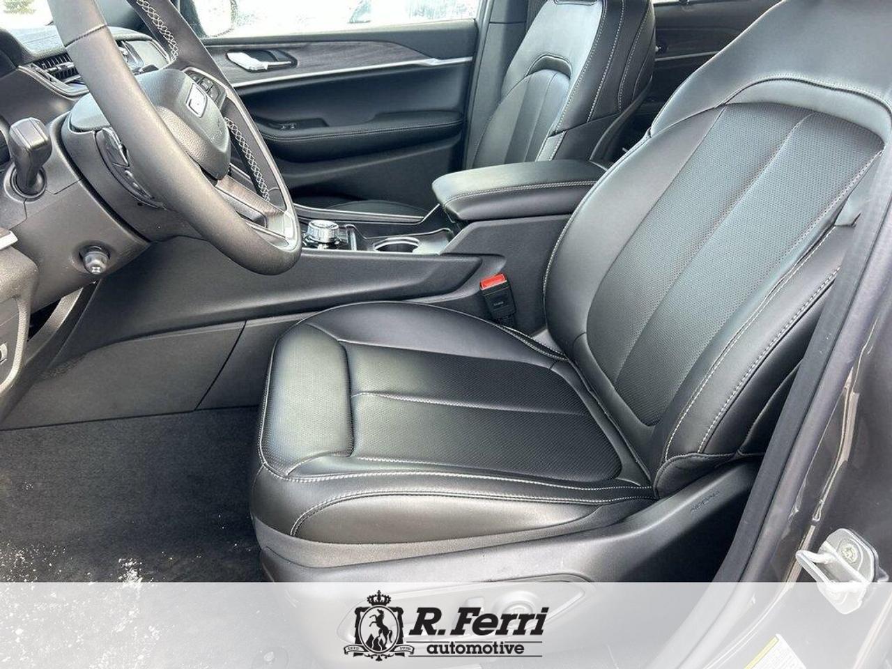 2025 Jeep Grand Cherokee Limited 4dr 4x4 Photo