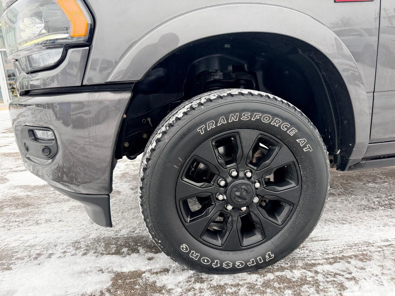 2022 RAM 2500 Limited 4x4 Mega Cab 6'4" Box Photo2