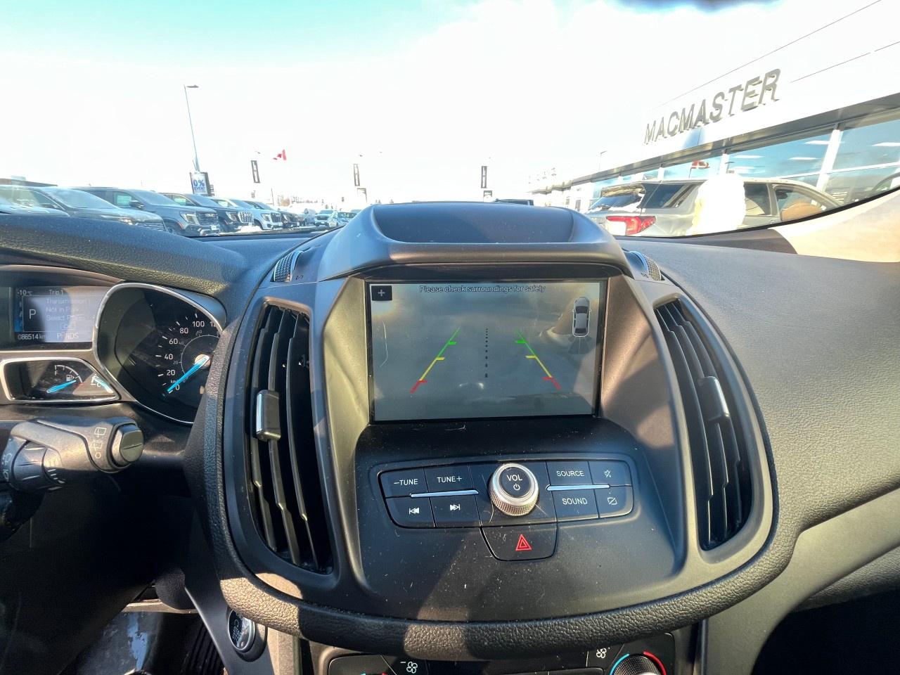 2019 Ford Escape SEL 4WD Photo