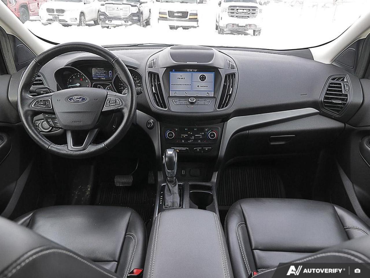 2019 Ford Escape SEL 4WD Photo