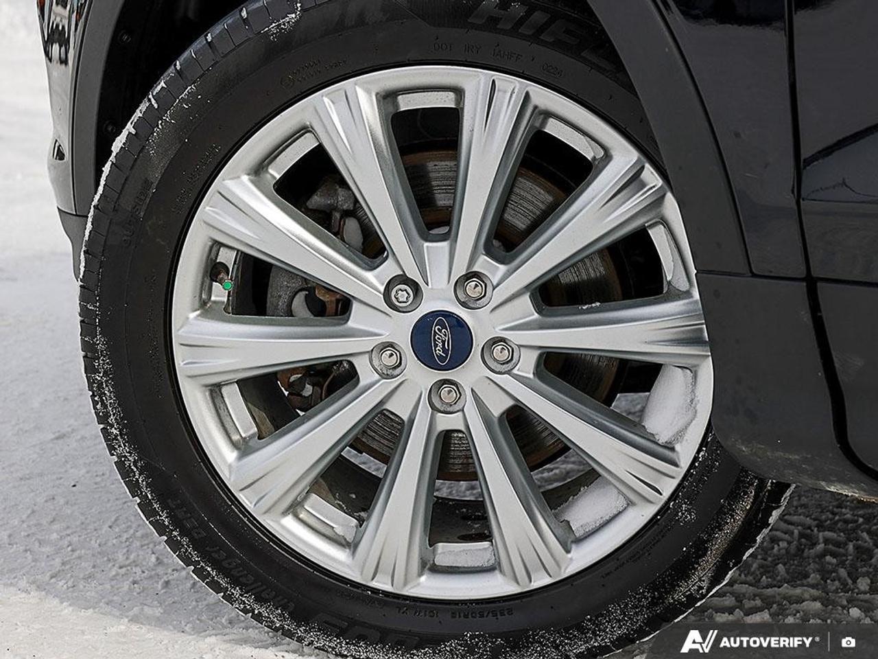 2019 Ford Escape SEL 4WD Photo
