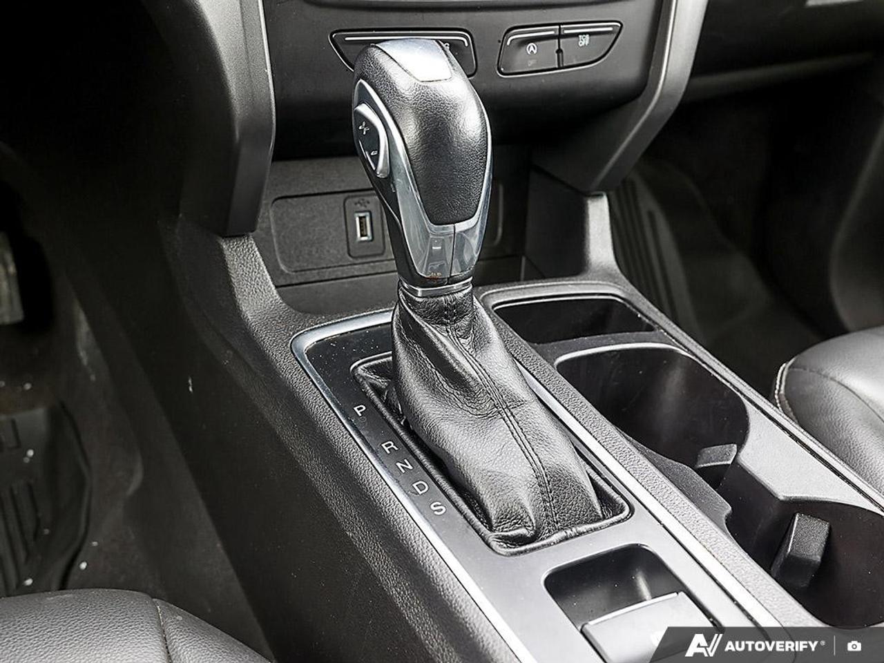 2019 Ford Escape SEL 4WD Photo