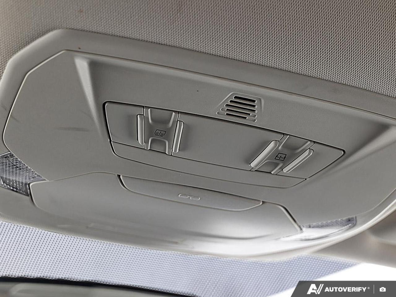 2019 Ford Escape SEL 4WD Photo