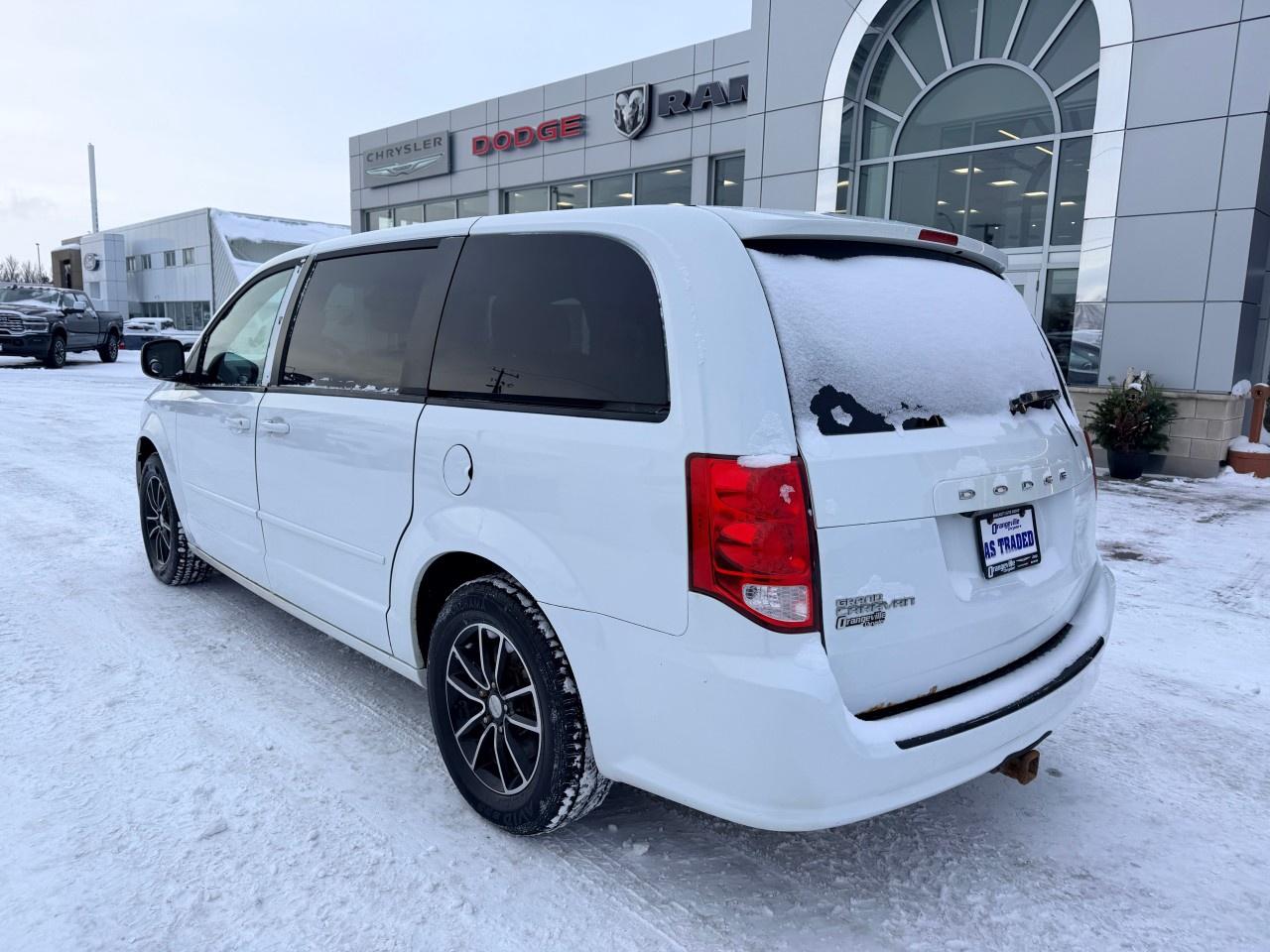 2015 Dodge Grand Caravan 4dr Wgn SXT Photo2