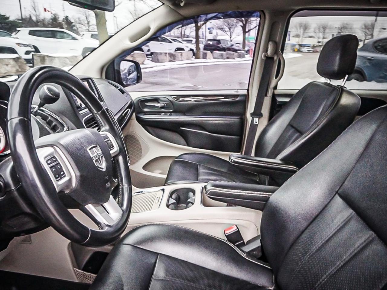 2015 Dodge Grand Caravan  Photo