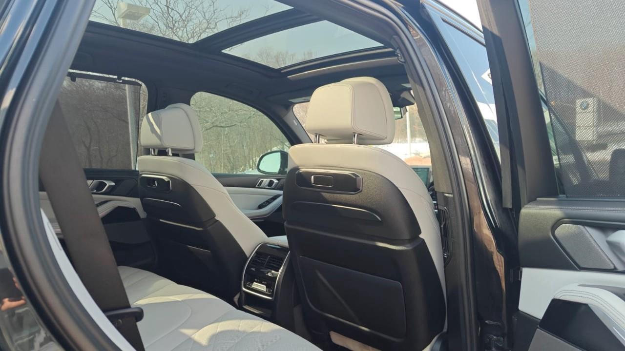 2024 BMW X5 xDrive40i 4dr All-Wheel Drive Sports Activity Vehicle Photo