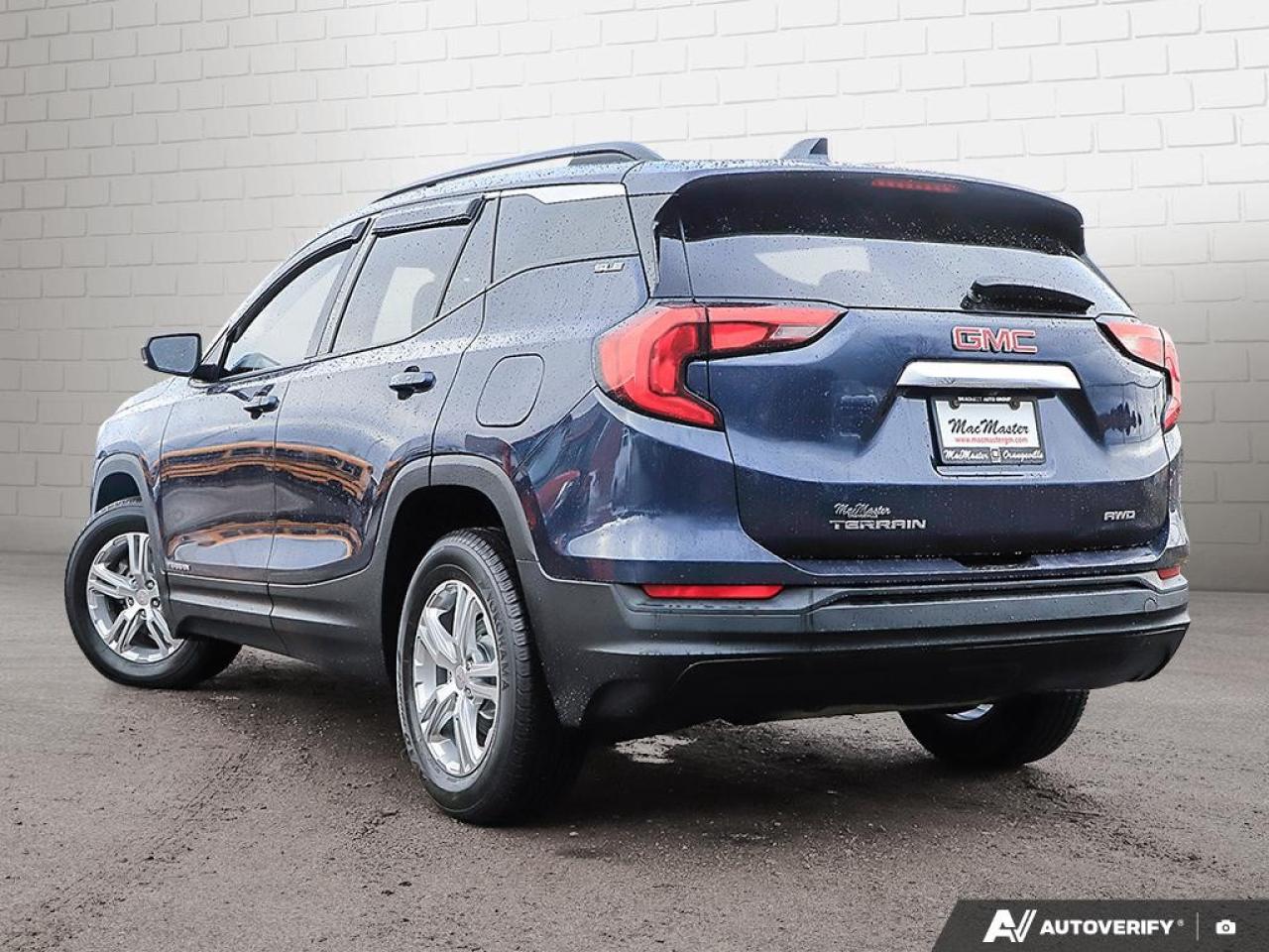 2019 GMC Terrain AWD SLE Photo2