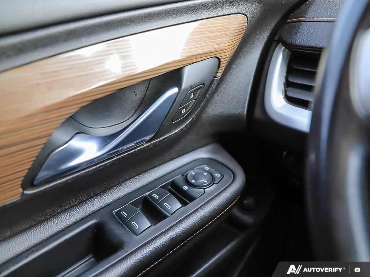 2019 GMC Terrain AWD SLE Photo