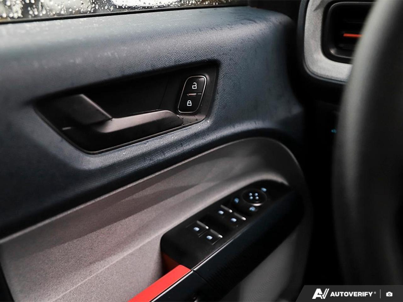 2023 Ford Maverick XLT AWD SuperCrew Photo