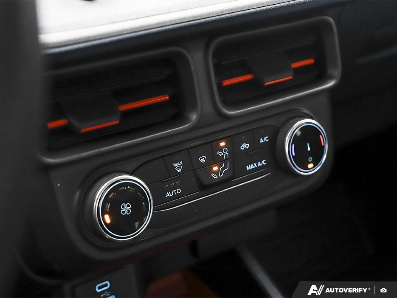 2023 Ford Maverick XLT AWD SuperCrew Photo