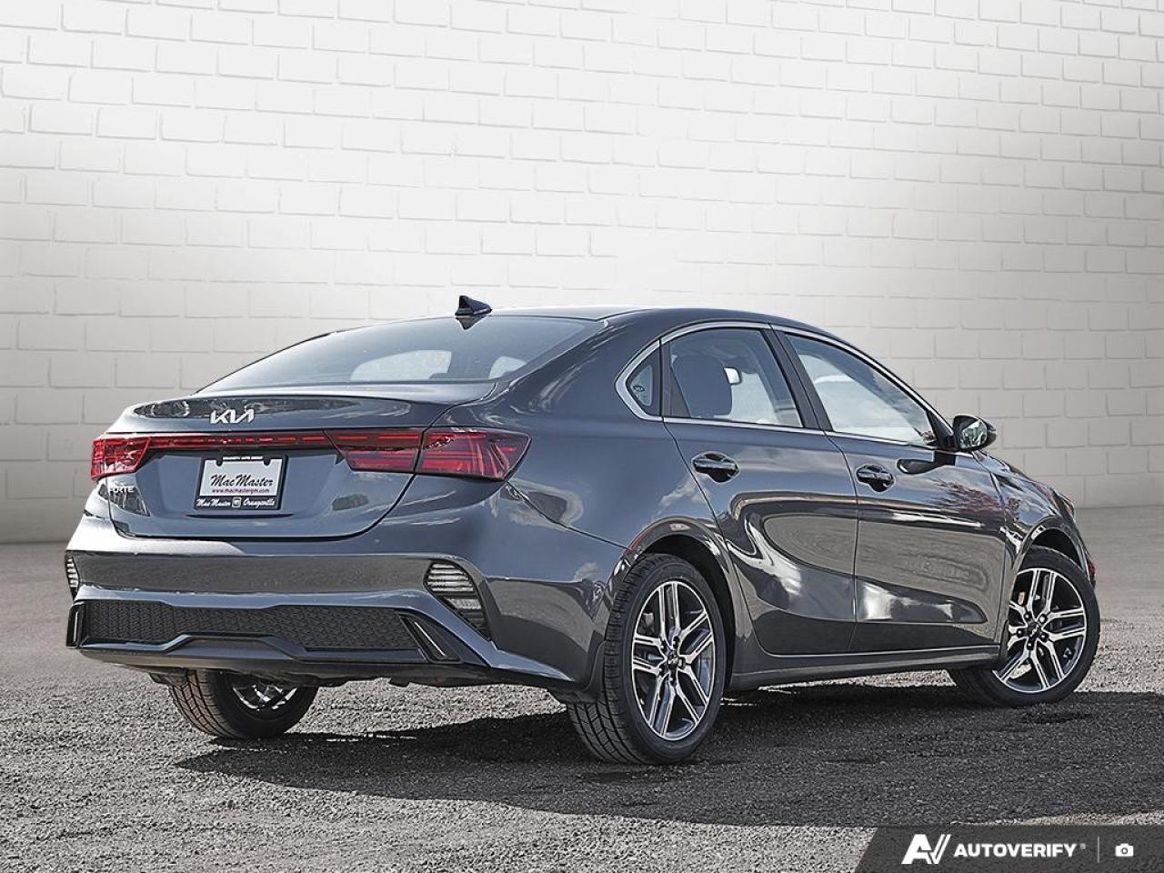 2022 Kia Forte EX Premium IVT Photo