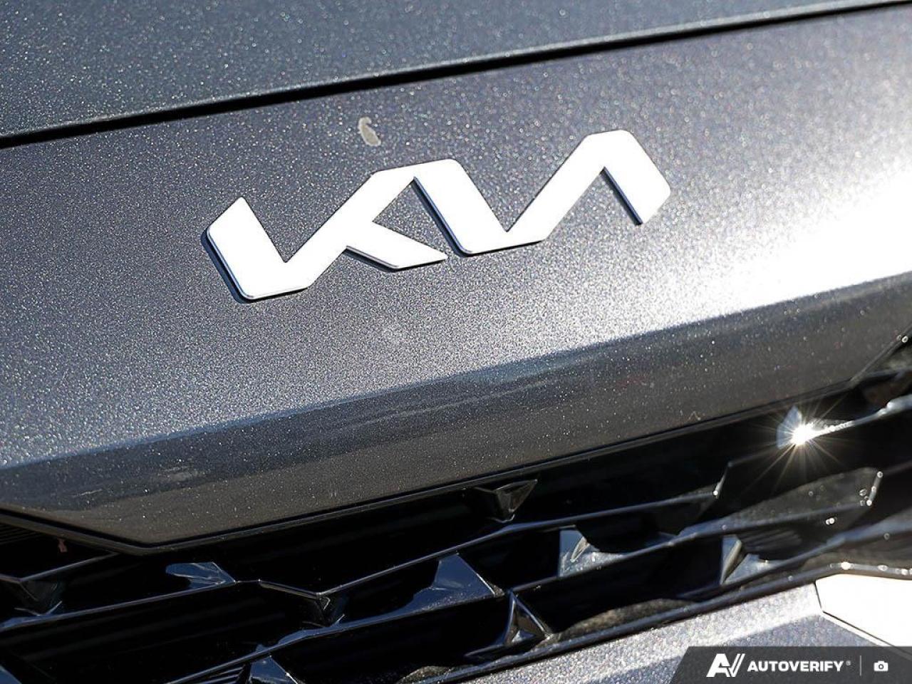 2022 Kia Forte EX Premium IVT Photo