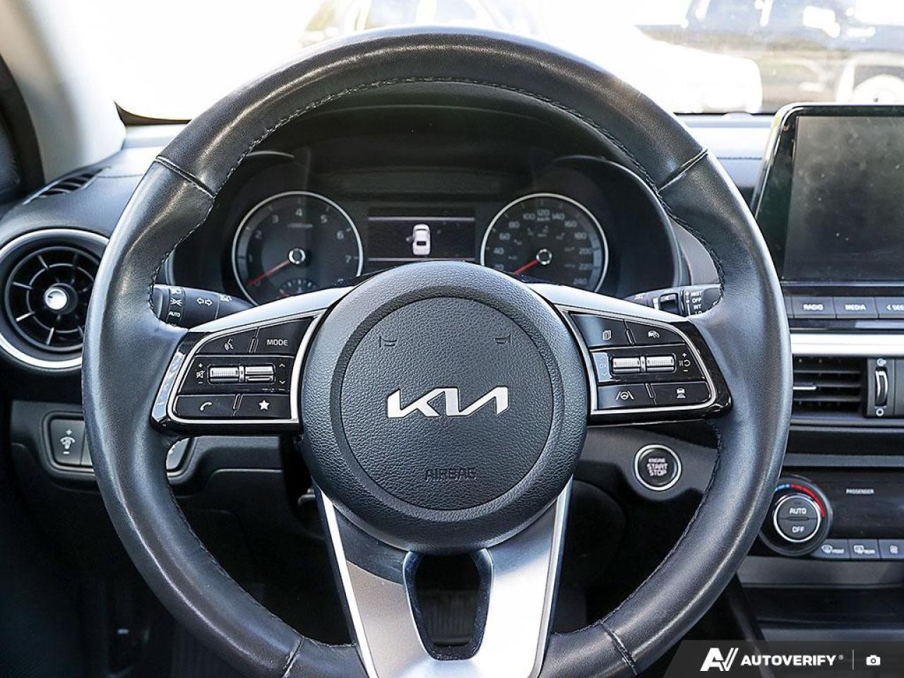 2022 Kia Forte EX Premium IVT Photo