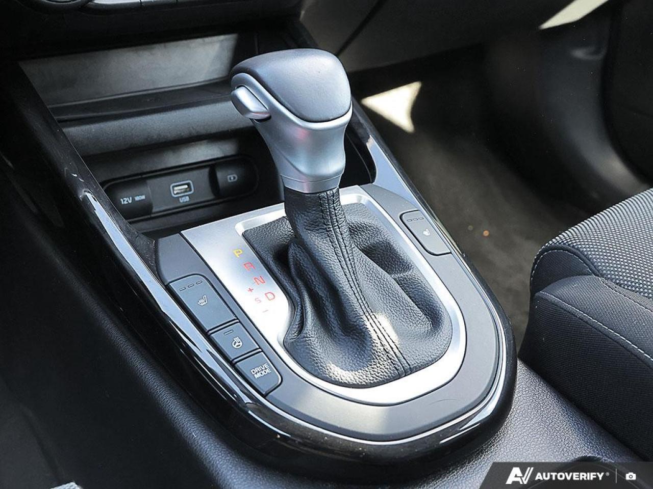 2022 Kia Forte EX Premium IVT Photo