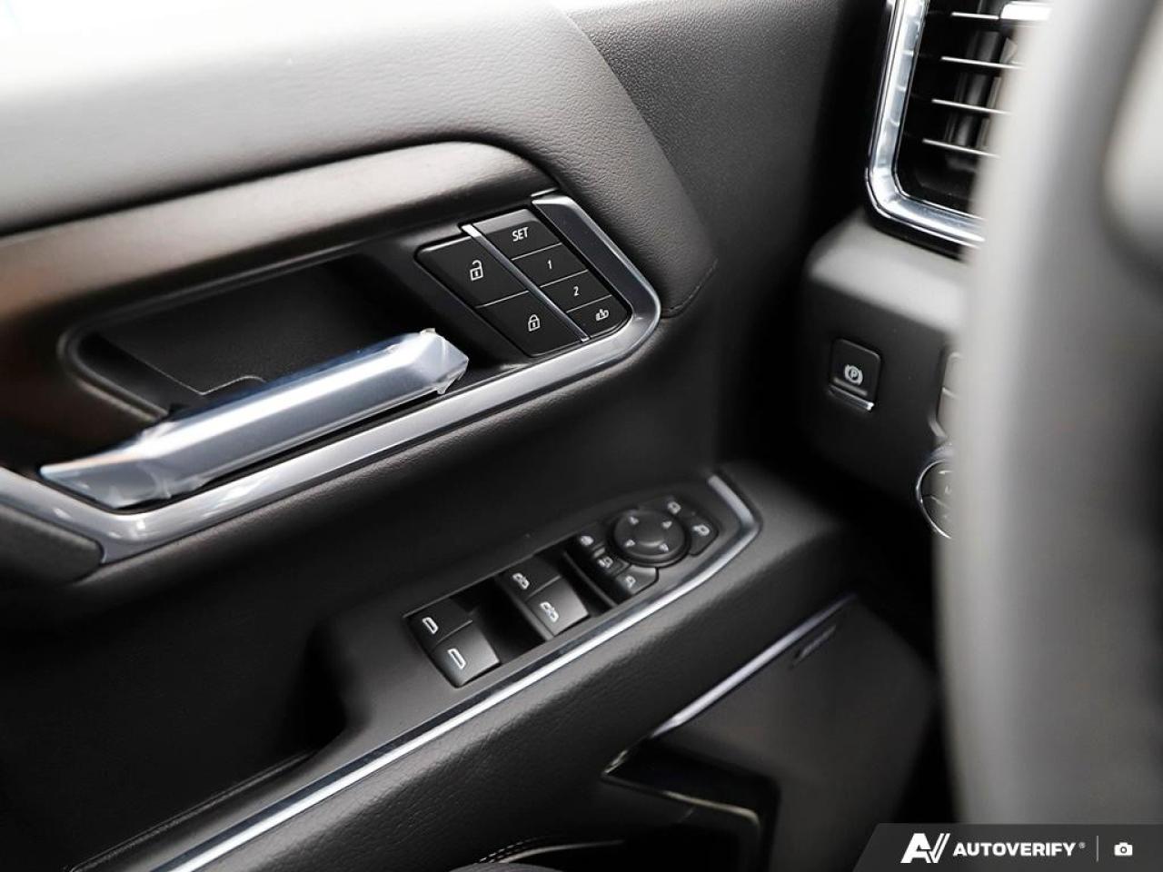 2026 GMC SIERRA 2500HD Crew Cab Standard Box 4-Wheel Drive Denali Photo