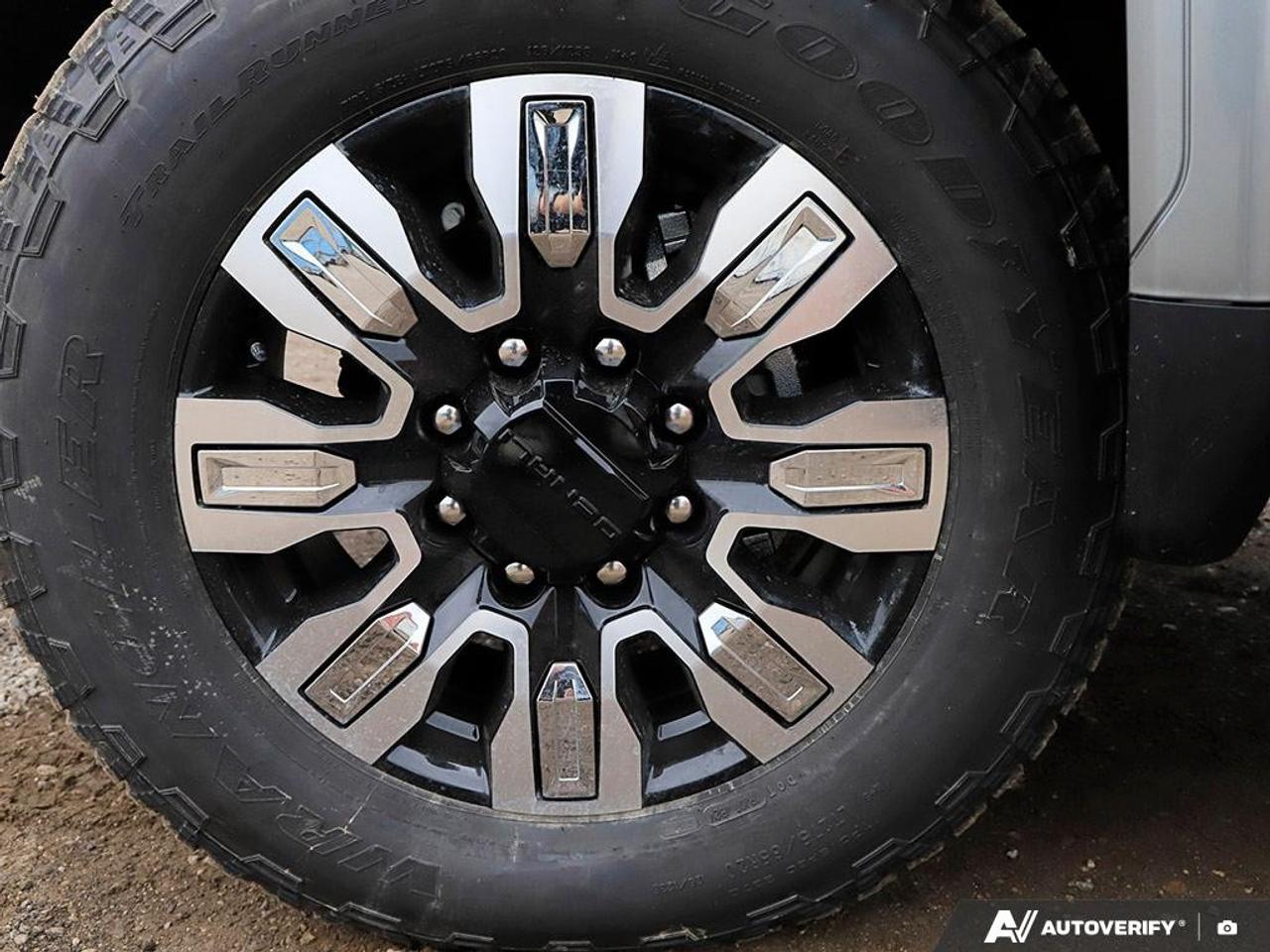 2026 GMC SIERRA 2500HD Crew Cab Standard Box 4-Wheel Drive Denali Photo