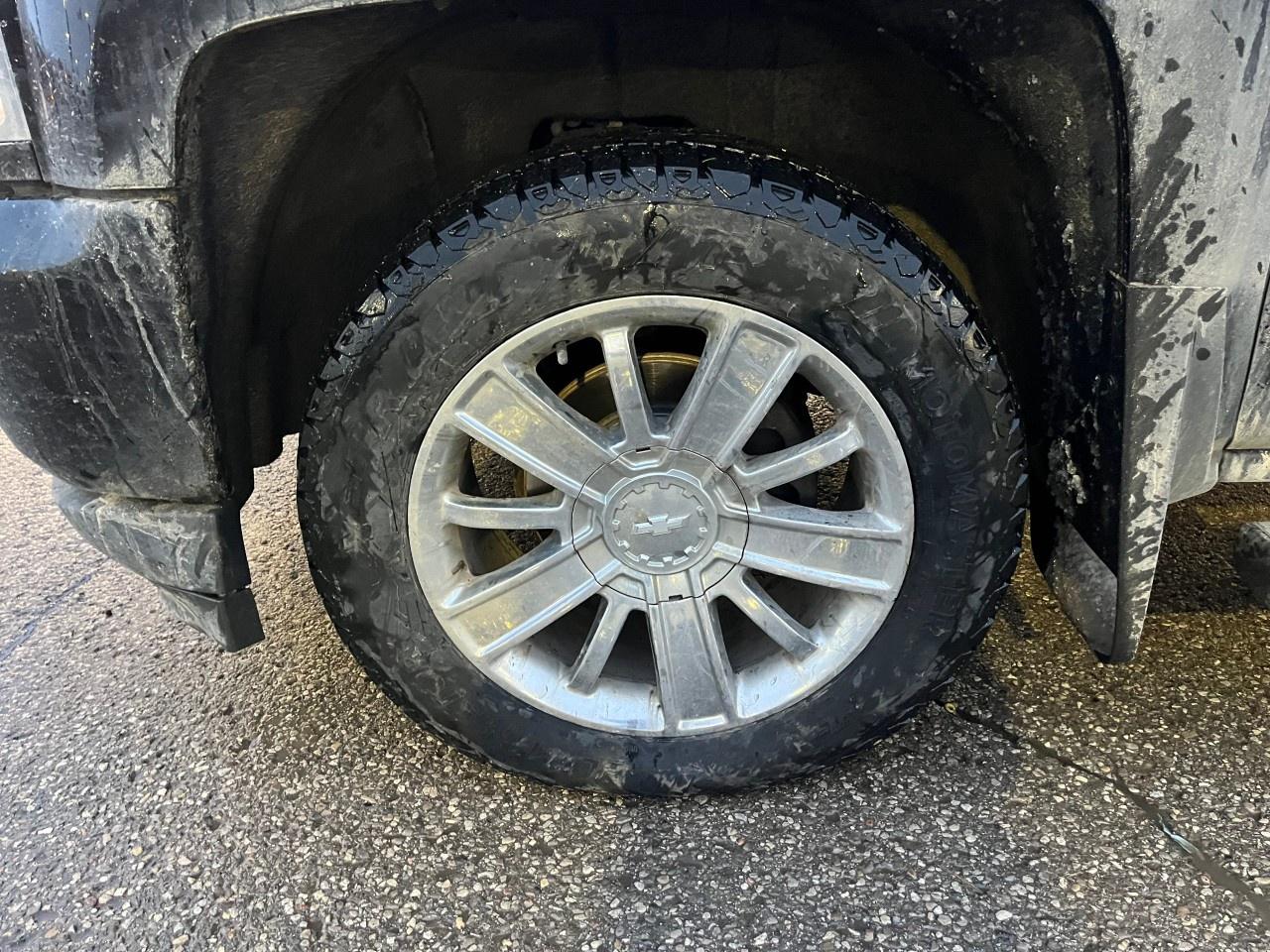 2018 Chevrolet Silverado 1500 Crew Cab Short Box 4-Wheel Drive High Country Photo