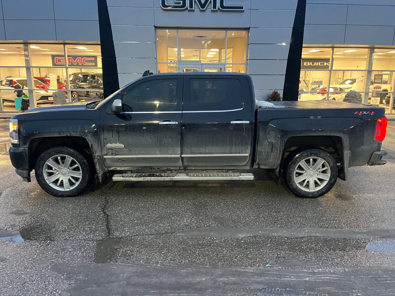 2018 Chevrolet Silverado 1500 Crew Cab Short Box 4-Wheel Drive High Country Photo