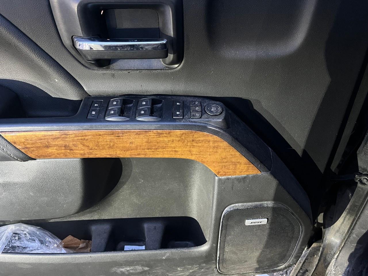 2018 Chevrolet Silverado 1500 Crew Cab Short Box 4-Wheel Drive High Country Photo