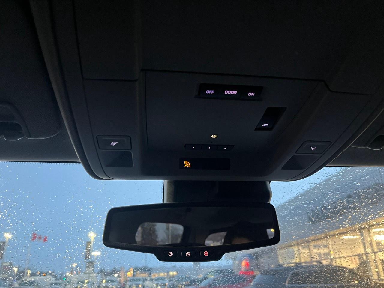 2018 Chevrolet Silverado 1500 Crew Cab Short Box 4-Wheel Drive High Country Photo